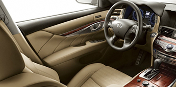 infiniti M цвет кузова Белый
